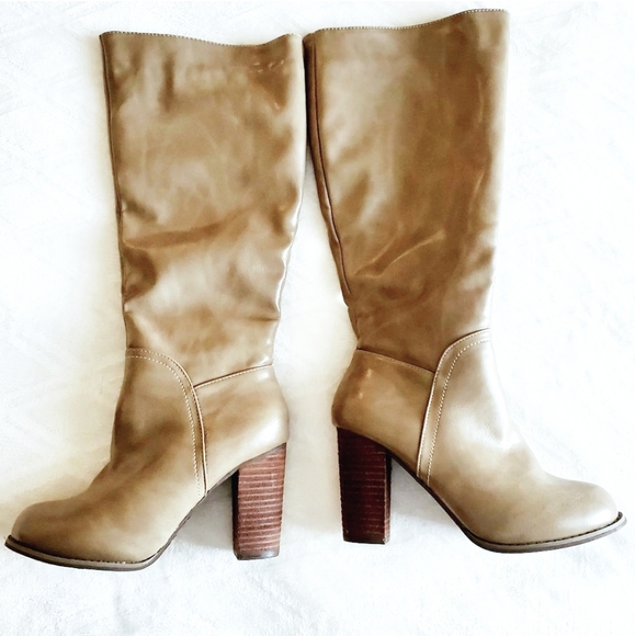 XX SOLD XX dbDk Knee high block chunky heel riding boots - Picture 2 of 5